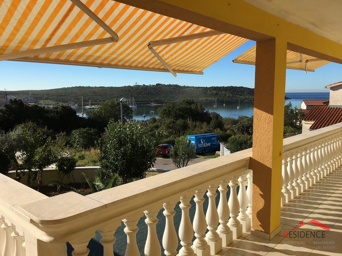 Banjole, casa con una bellissima vista sul mare, vicino al mare