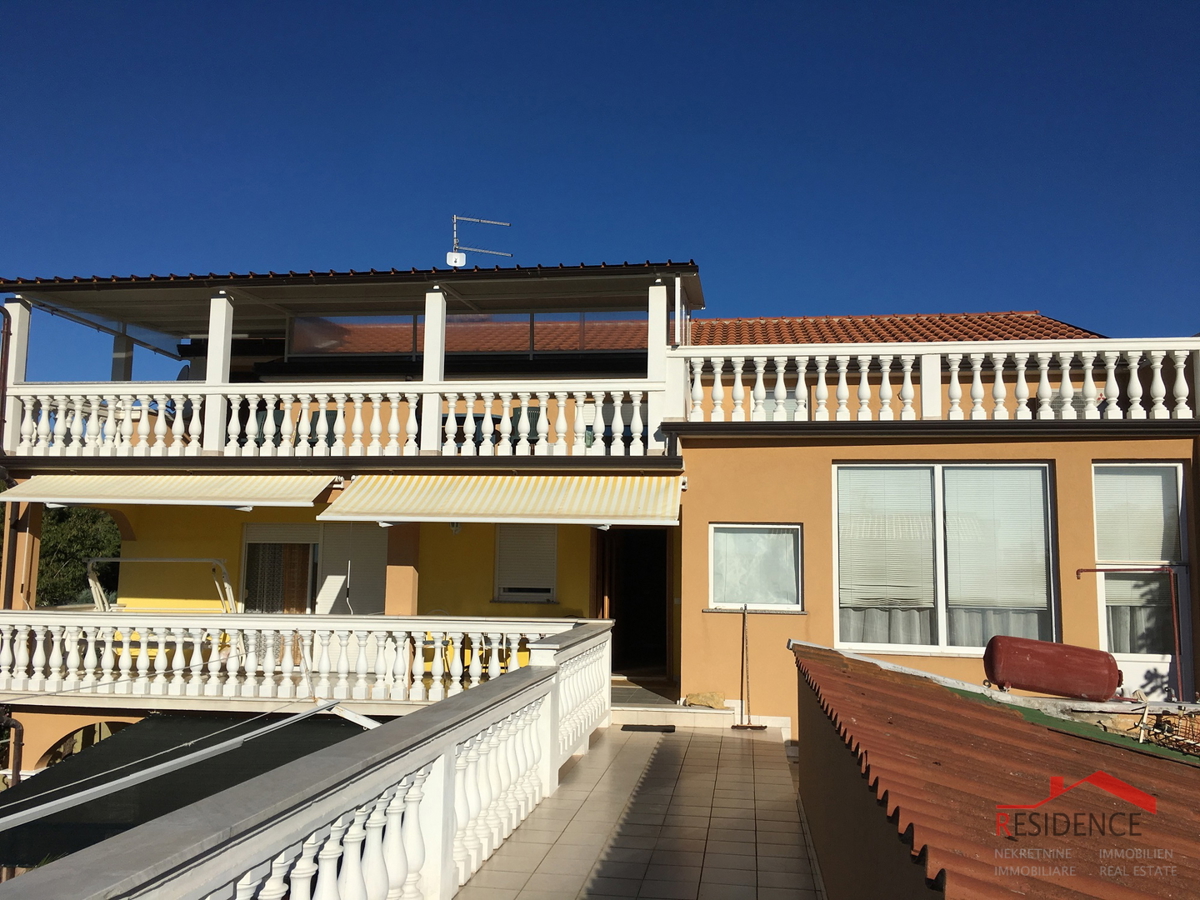 Banjole, casa con una bellissima vista sul mare, vicino al mare