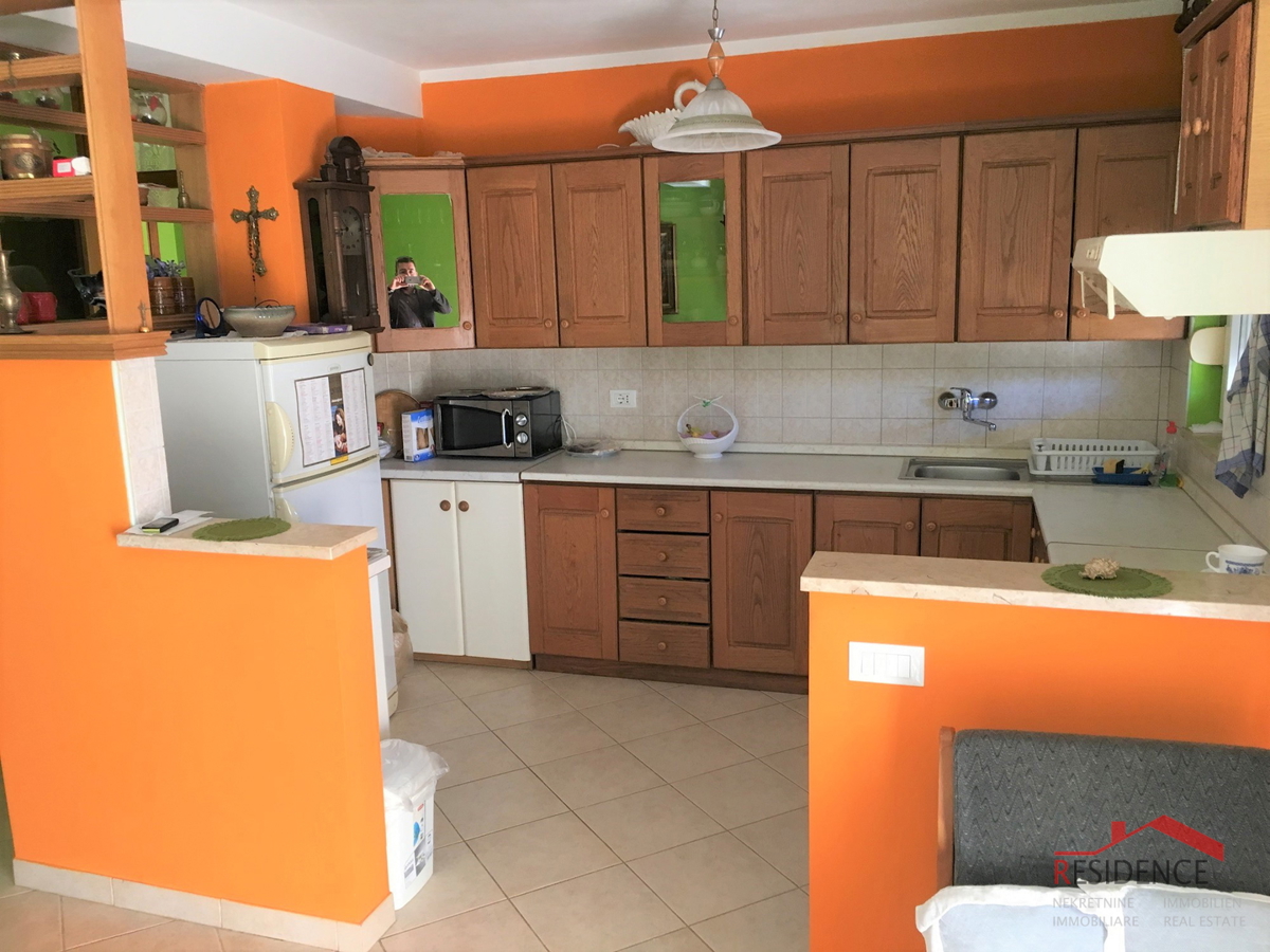 Banjole, casa con una bellissima vista sul mare, vicino al mare