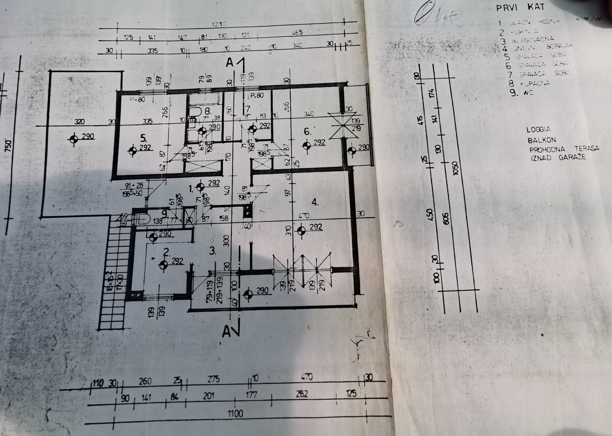 Casa a Jadreški, uso residenziale - commerciale