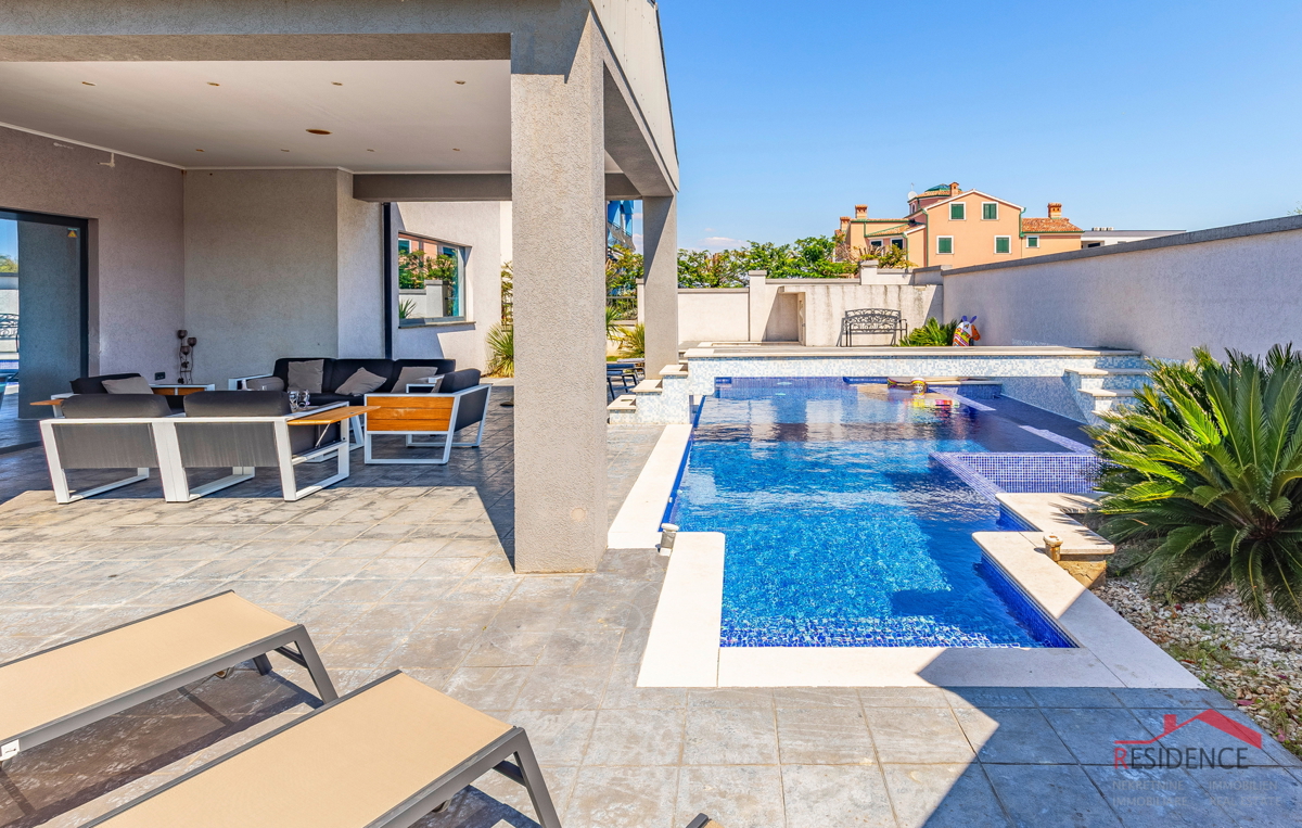 Banjole, villa di lusso con piscina, vicino al mare e al porto turistico