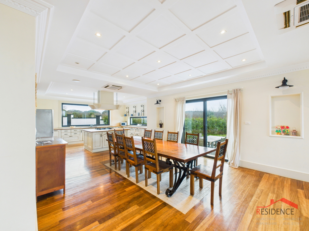 Banjole, villa di lusso con piscina, vicino al mare e al porto turistico