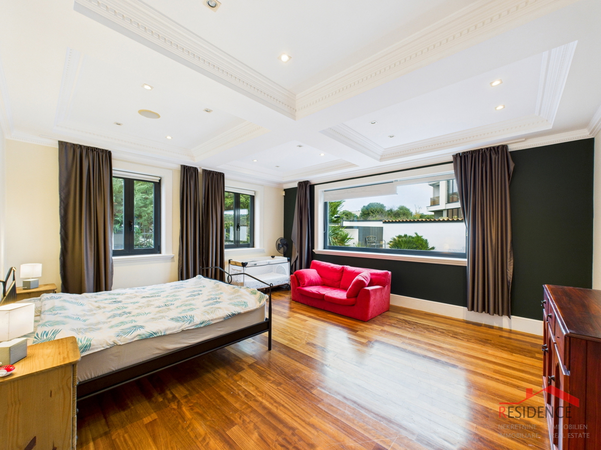 Banjole, villa di lusso con piscina, vicino al mare e al porto turistico