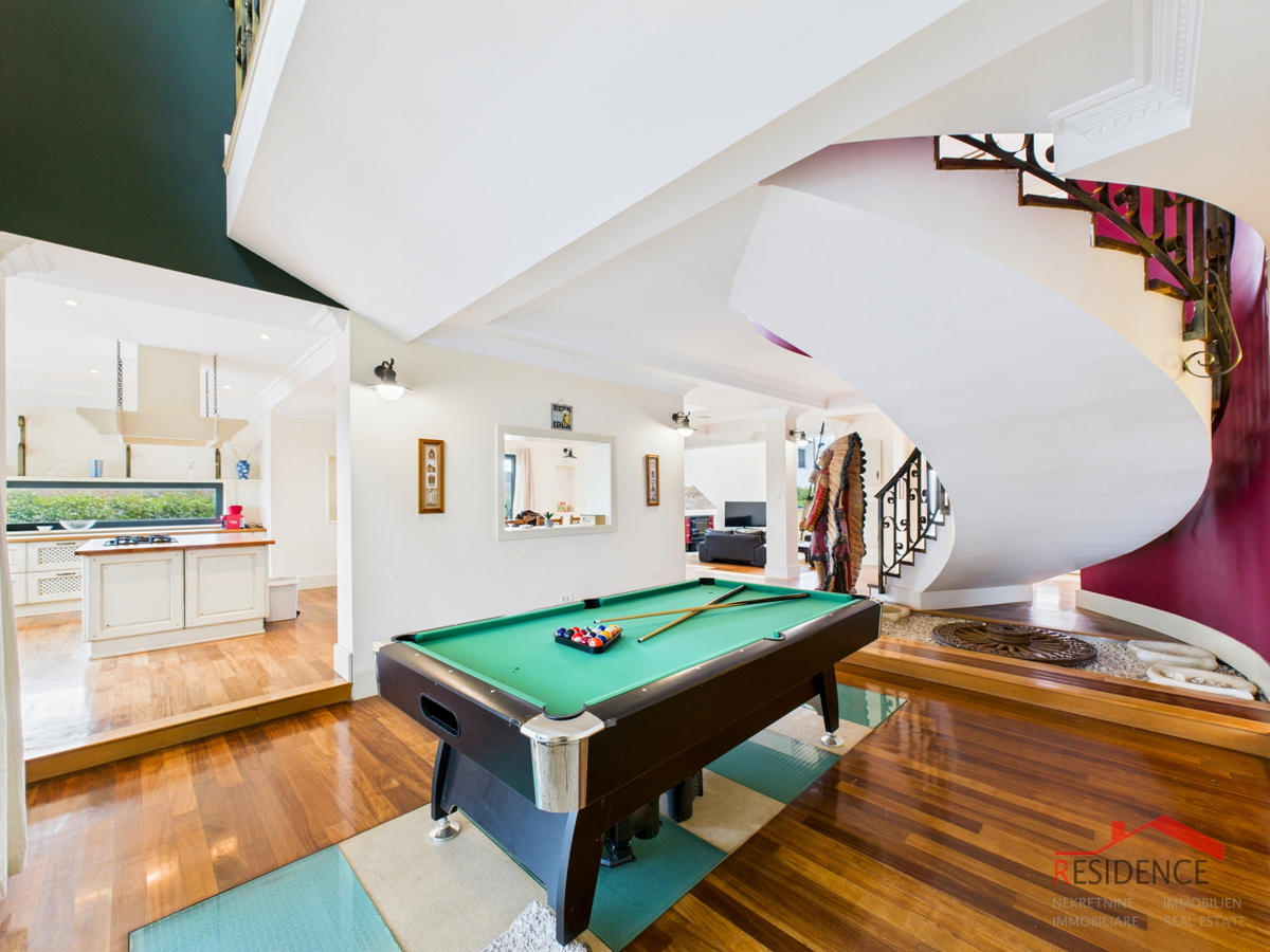 Banjole, villa di lusso con piscina, vicino al mare e al porto turistico