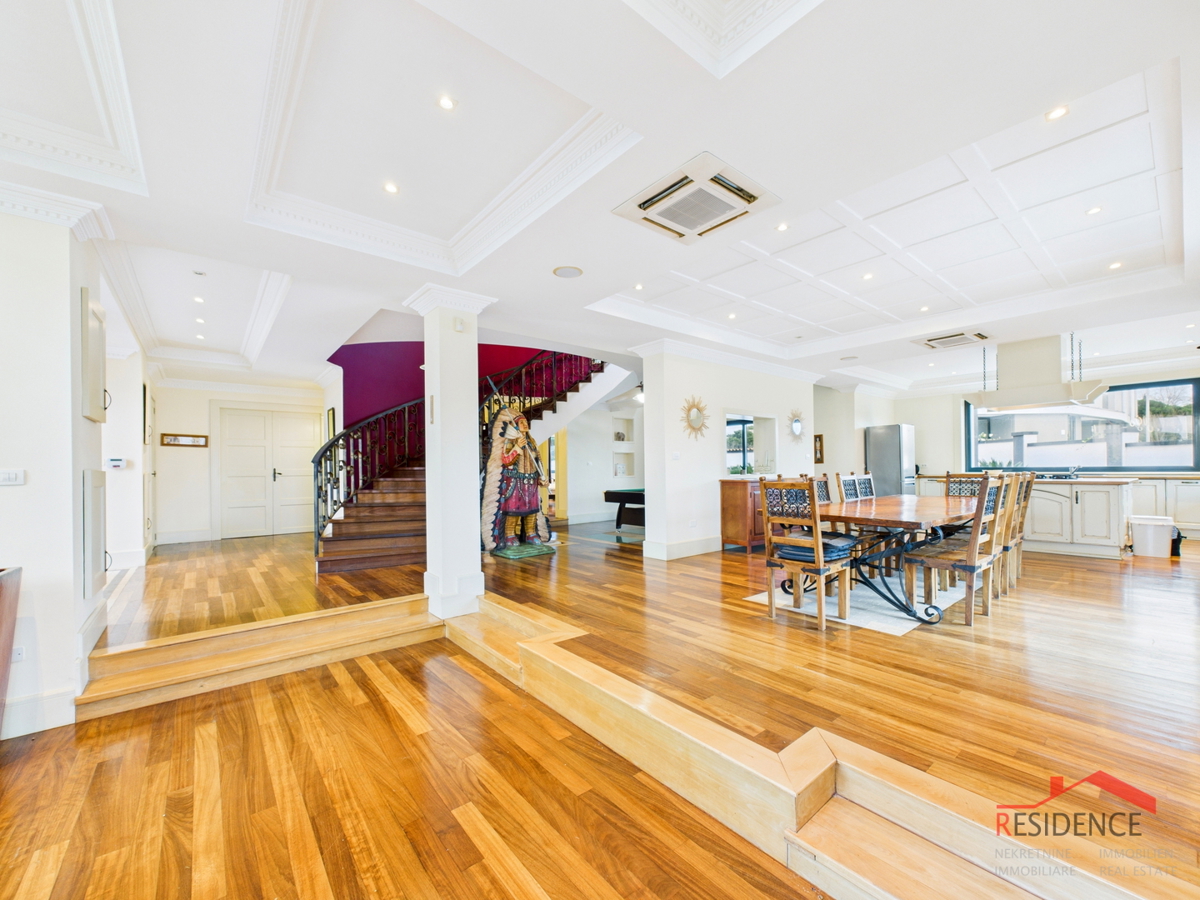 Banjole, villa di lusso con piscina, vicino al mare e al porto turistico