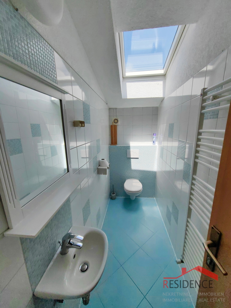 Villa con grande tenuta adatta al turismo della salute e del benessere - zona di Svetvinčenat