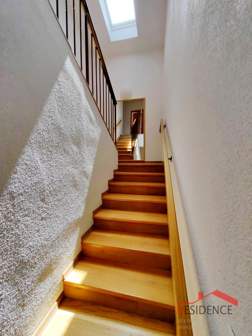 Villa con grande tenuta adatta al turismo della salute e del benessere - zona di Svetvinčenat