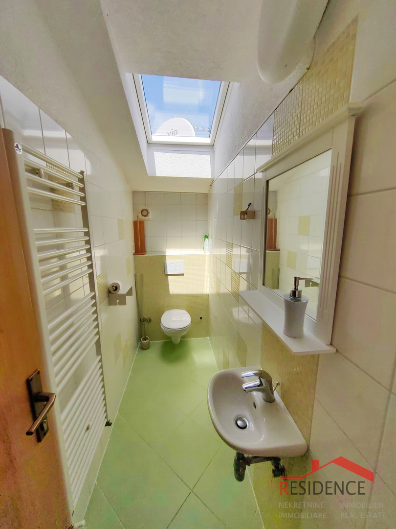 Villa con grande tenuta adatta al turismo della salute e del benessere - zona di Svetvinčenat