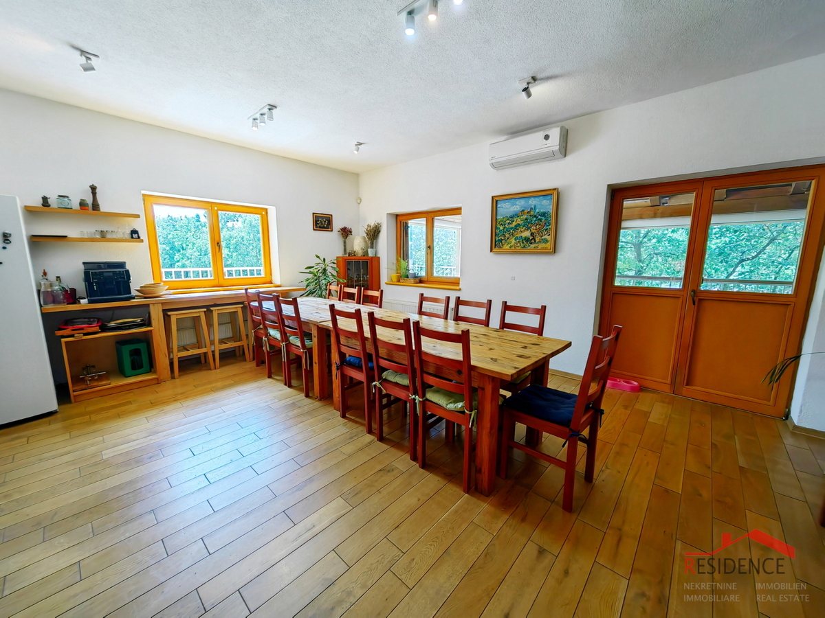 Villa con grande tenuta adatta al turismo della salute e del benessere - zona di Svetvinčenat