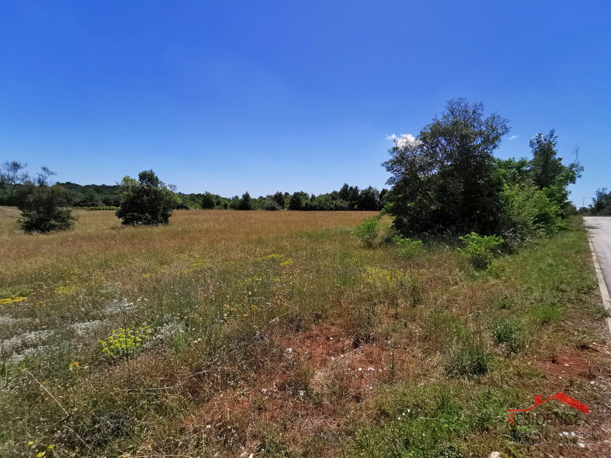 Barban, terreno edificabile in  zona industriale