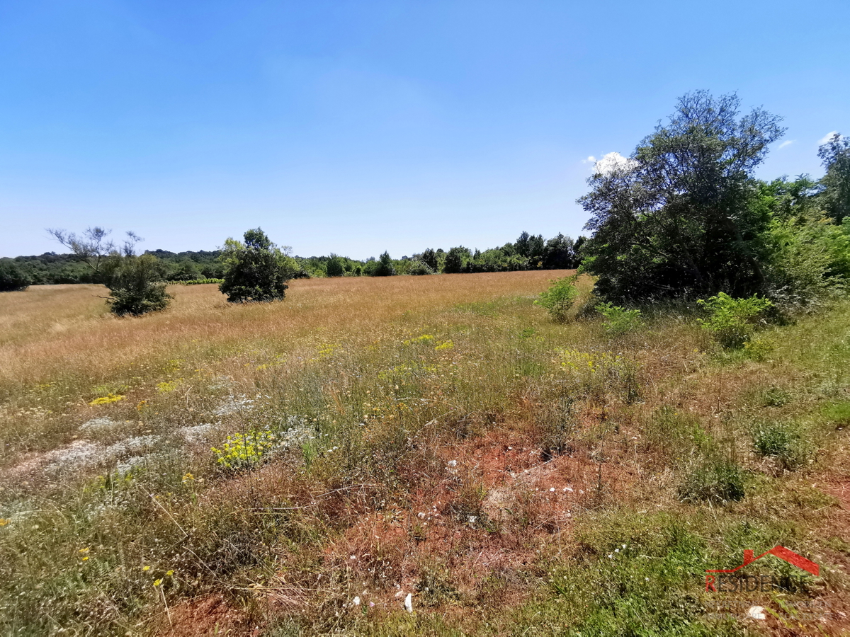 Barban, terreno edificabile in  zona industriale