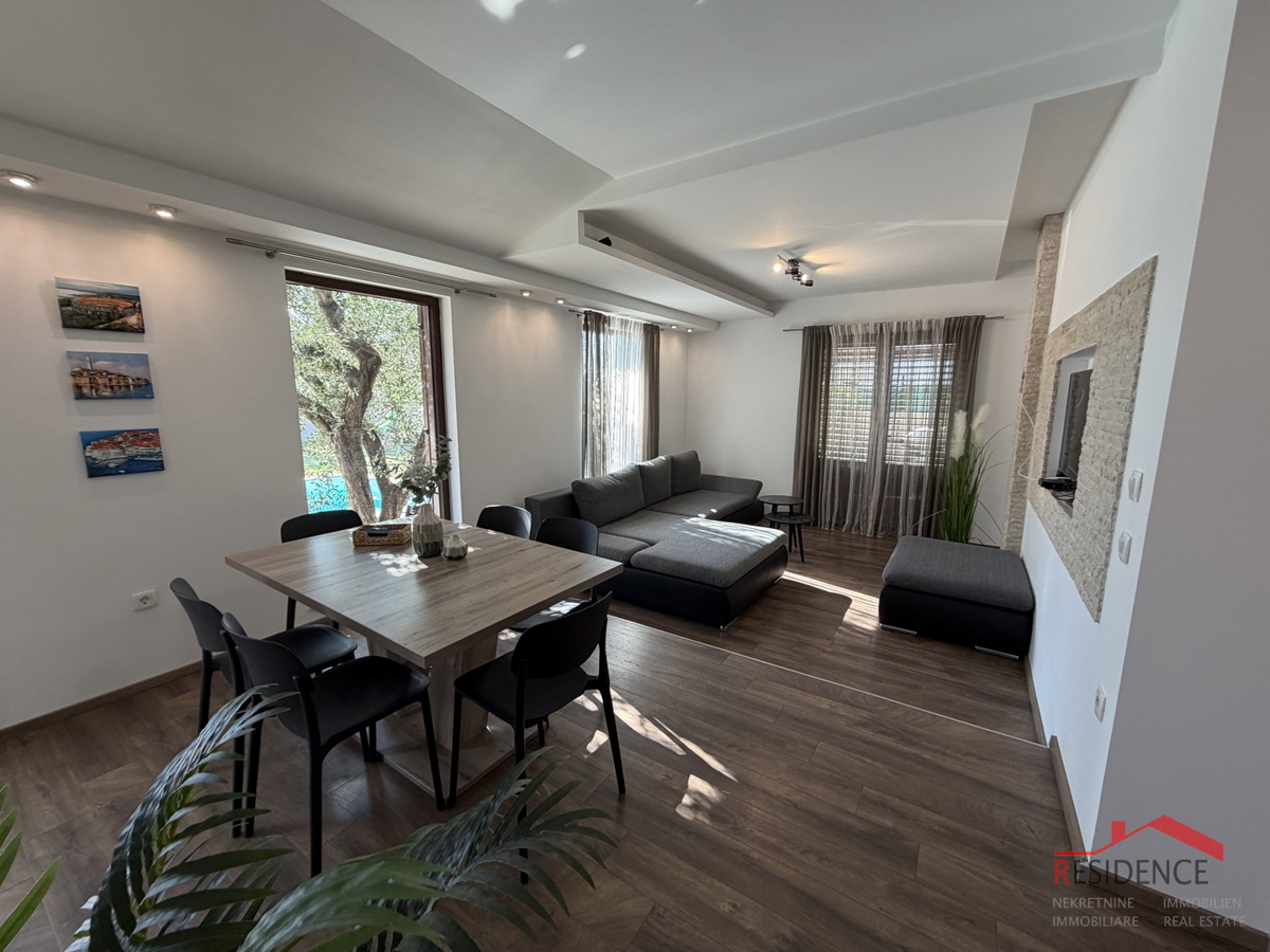 Šikići, casa unifamiliare con piscina, vendita esclusiva