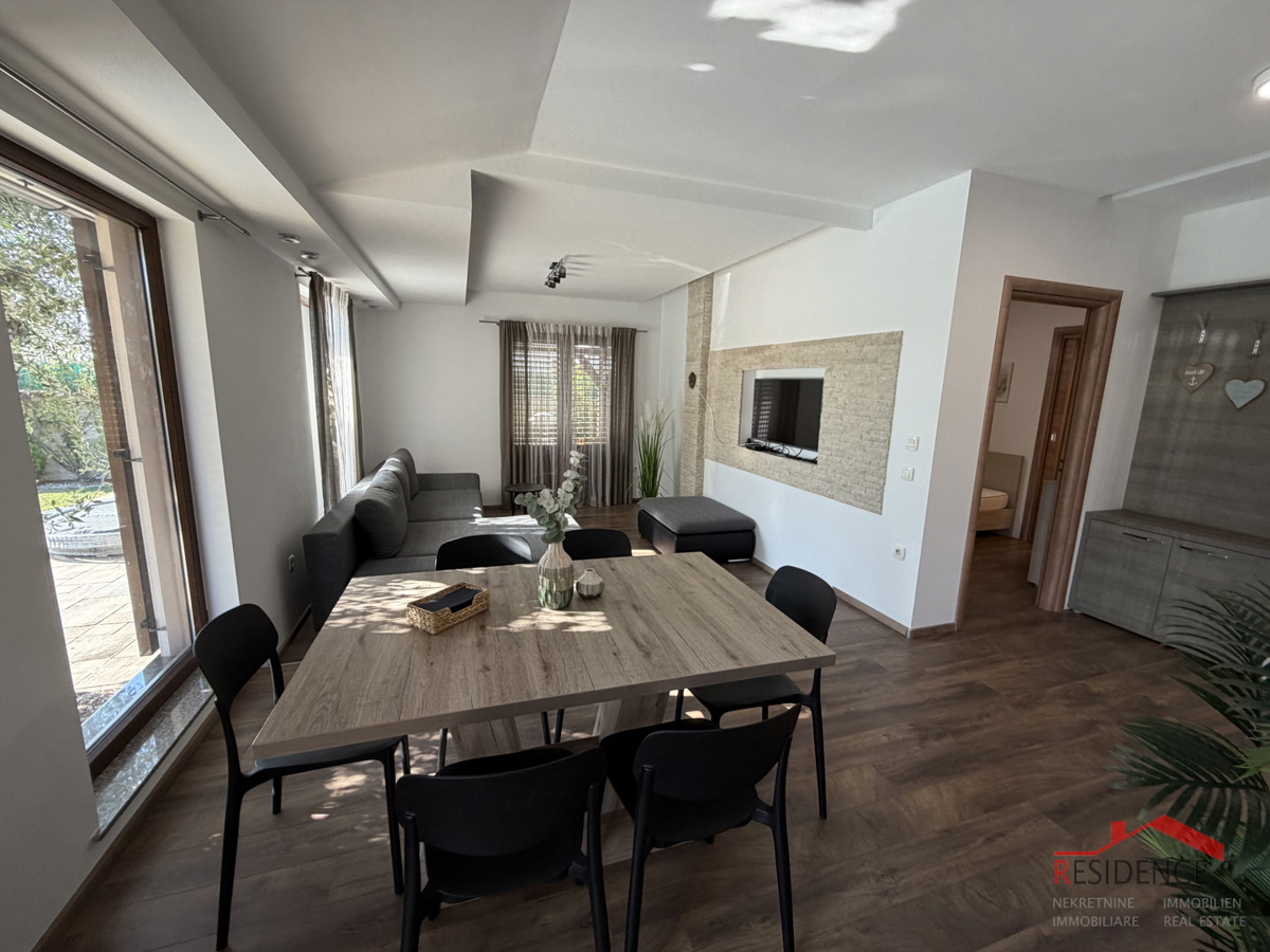 Šikići, casa unifamiliare con piscina, vendita esclusiva