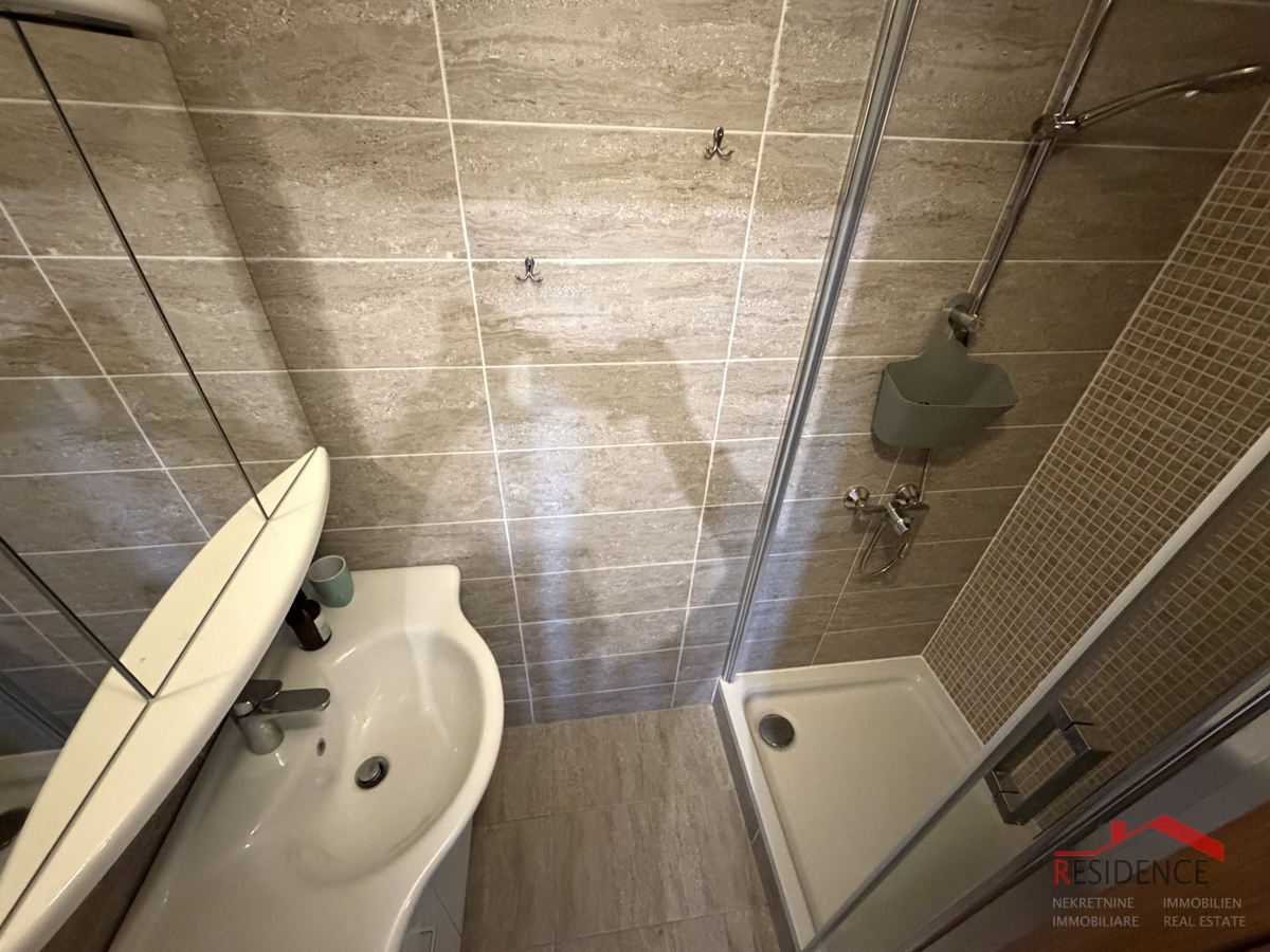 Šikići, casa unifamiliare con piscina, vendita esclusiva