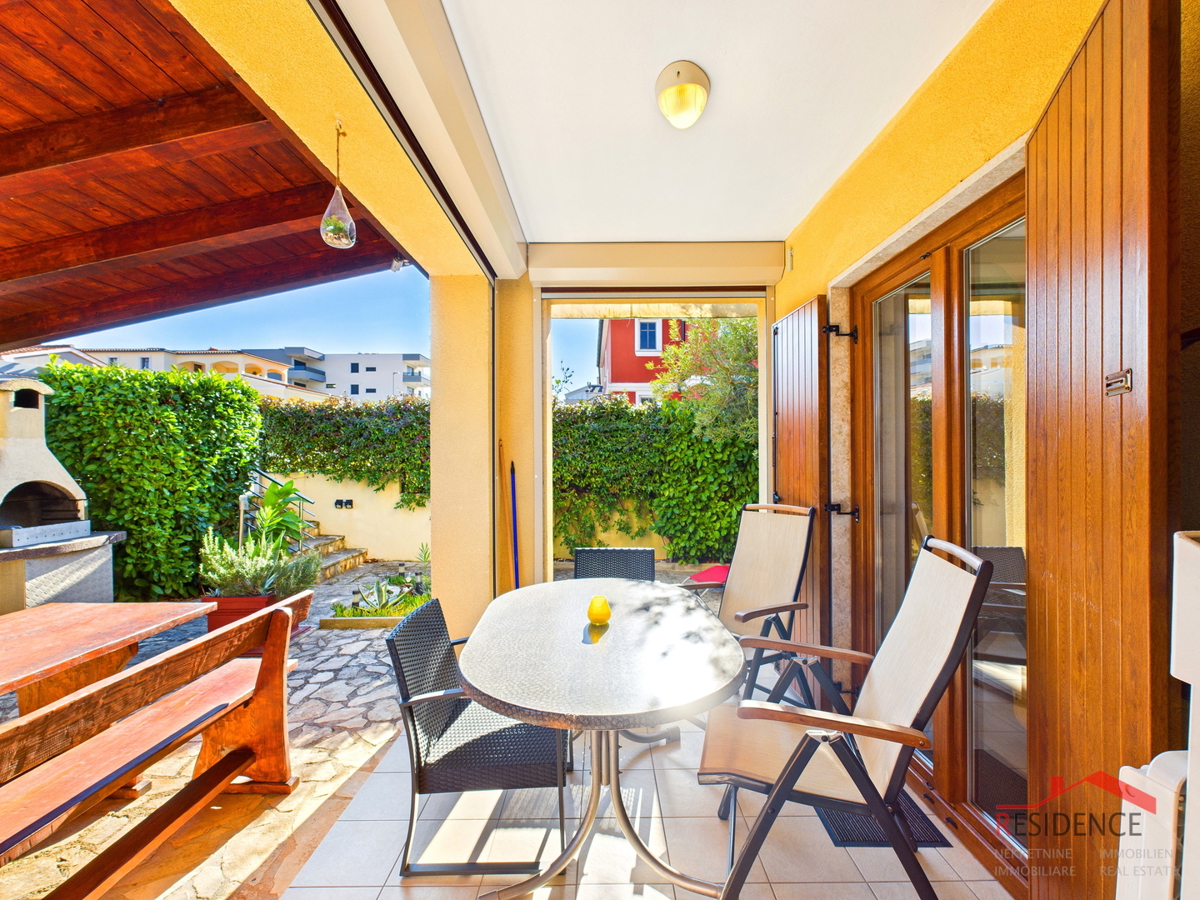 Vendita esclusiva di un appartamento con giardino a Banjole - Volme