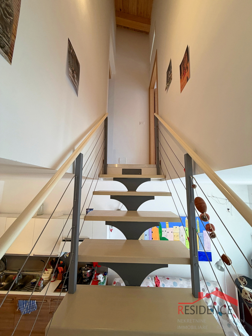 Banjole, Volme, appartamento su tre piani, 3 camere da letto, giardino, piscina in comune