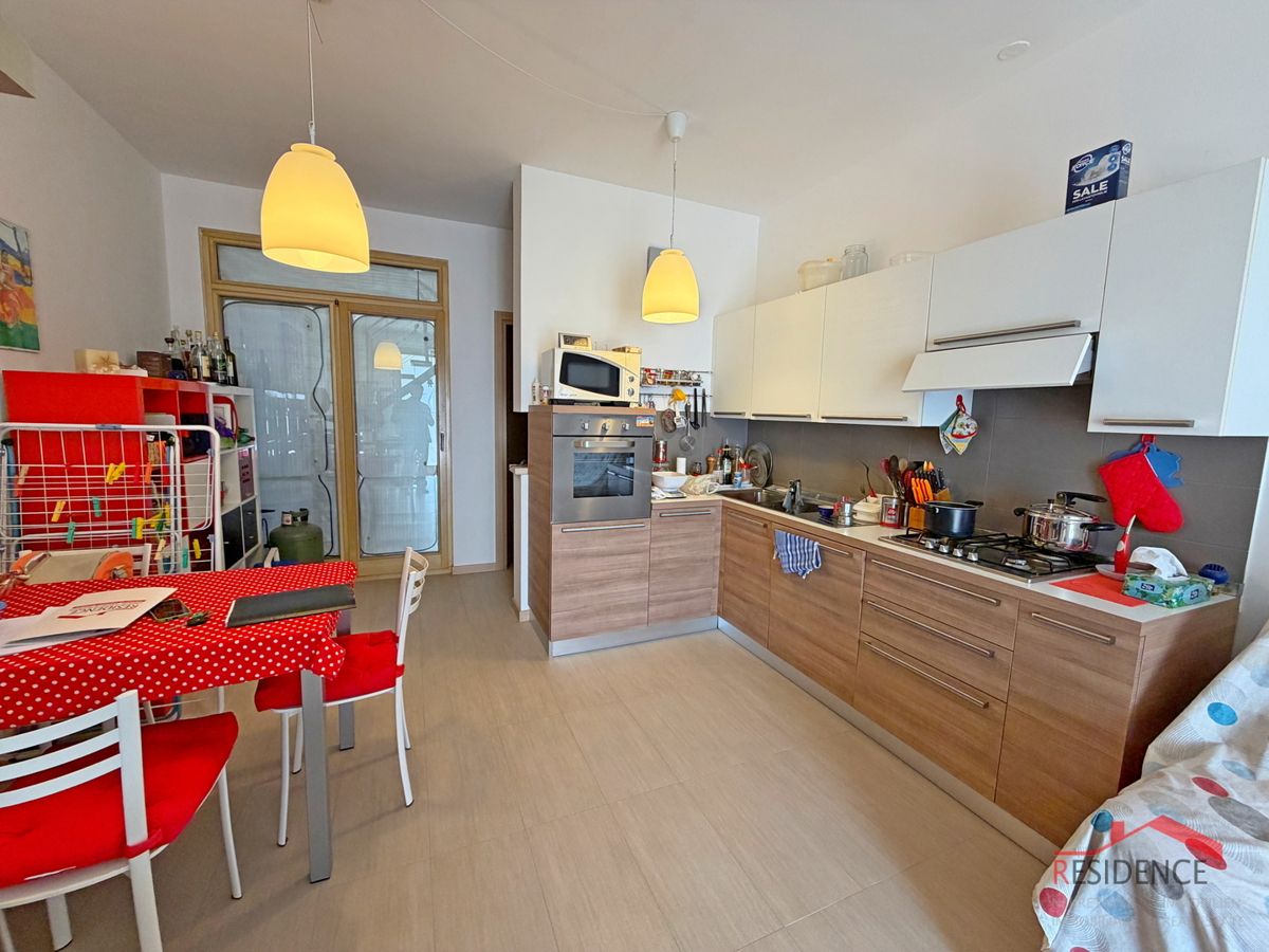 Banjole, Volme, appartamento su tre piani, 3 camere da letto, giardino, piscina in comune