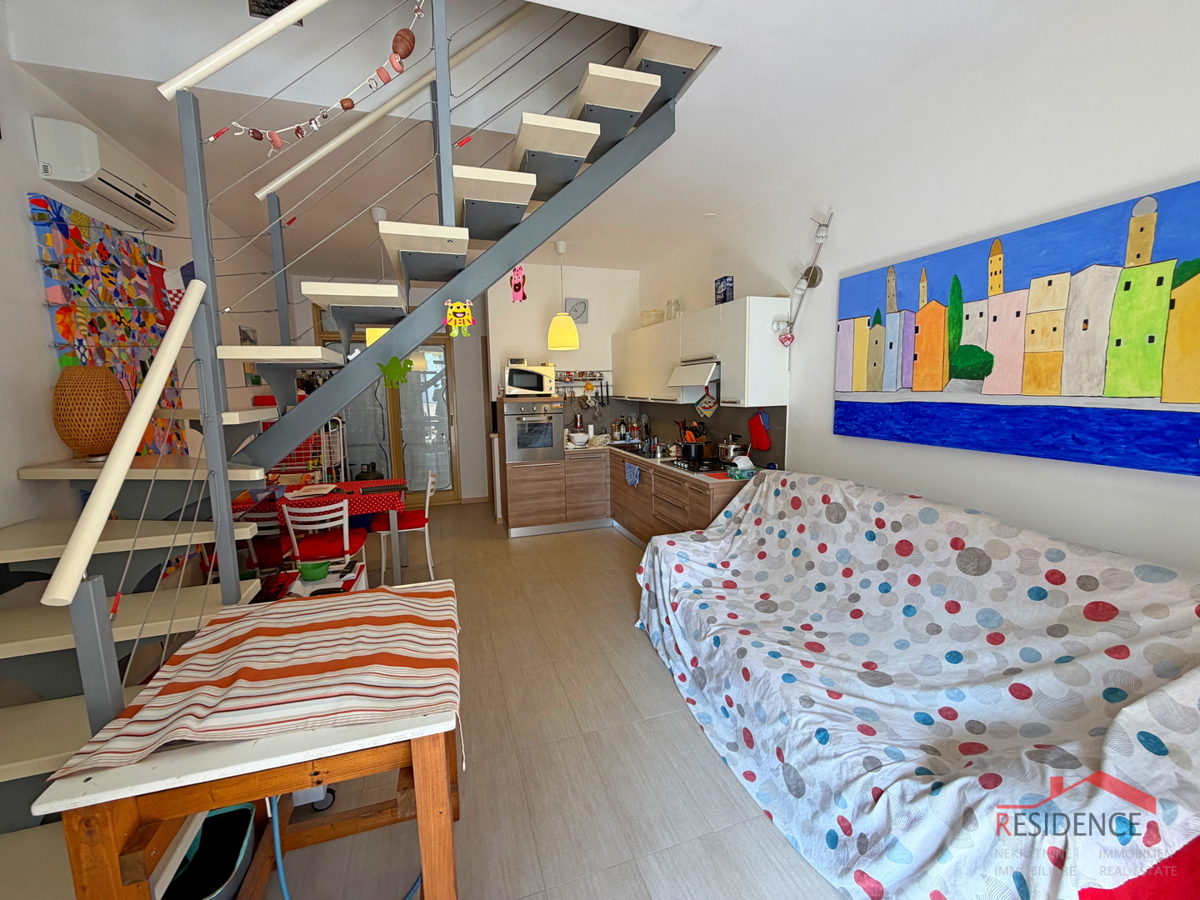 Banjole, Volme, appartamento su tre piani, 3 camere da letto, giardino, piscina in comune