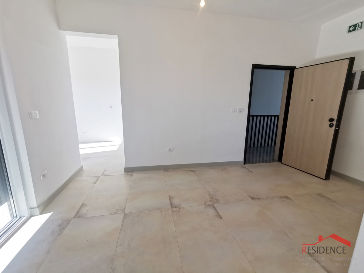 Banjole - Volme, nuovo appartamento al secondo piano con vista mare, posto per auto