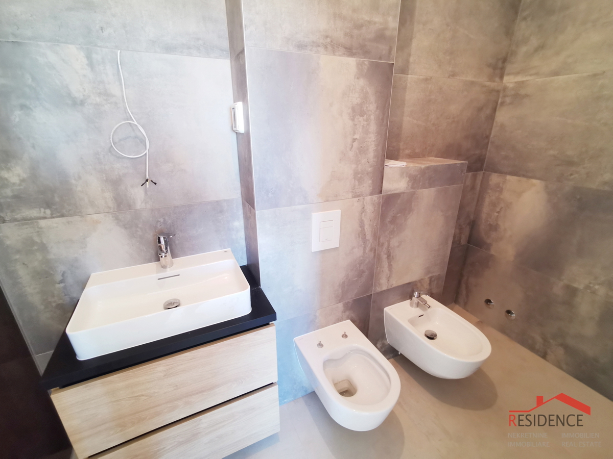 Banjole - Volme, nuovo appartamento al secondo piano con vista mare, posto per auto