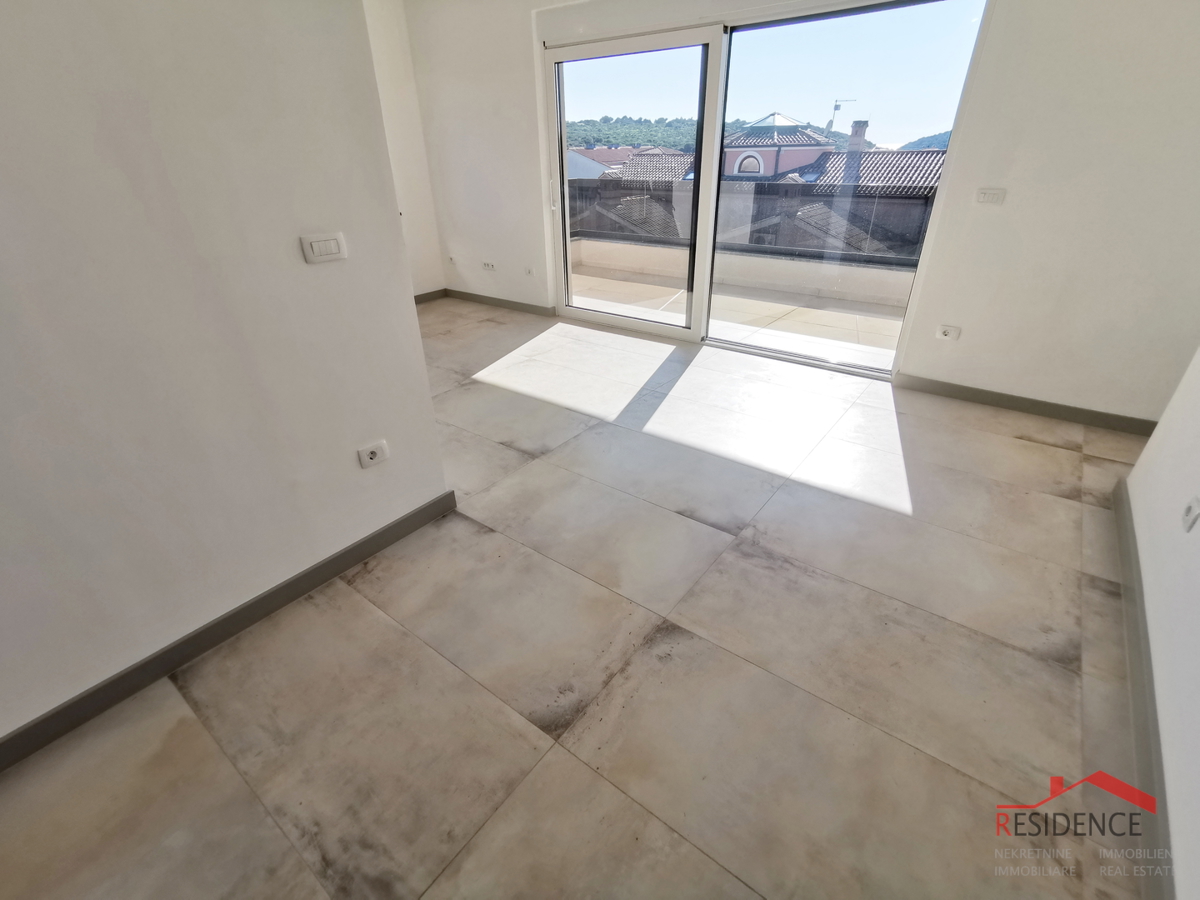 Banjole - Volme, nuovo appartamento al secondo piano con vista mare, posto per auto