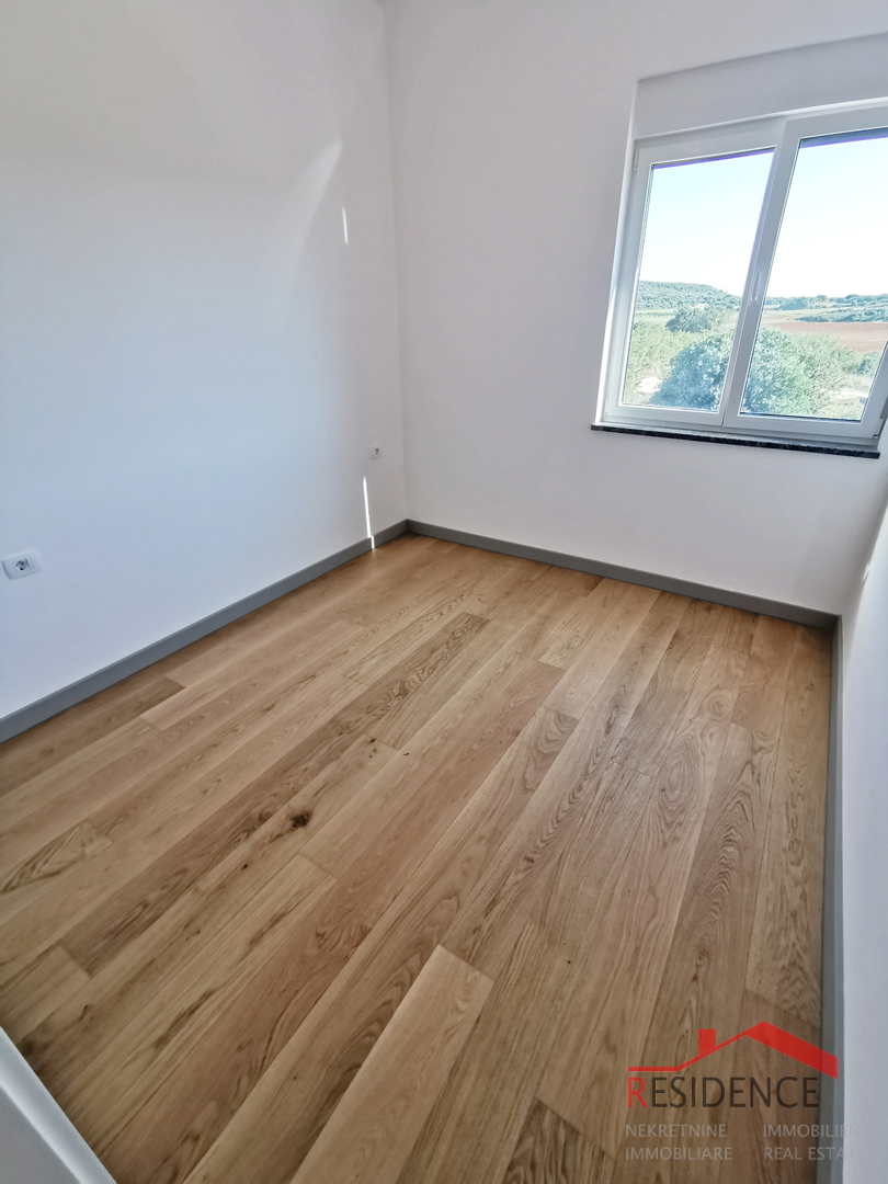 Banjole - Volme, nuovo appartamento al secondo piano con vista mare, posto per auto