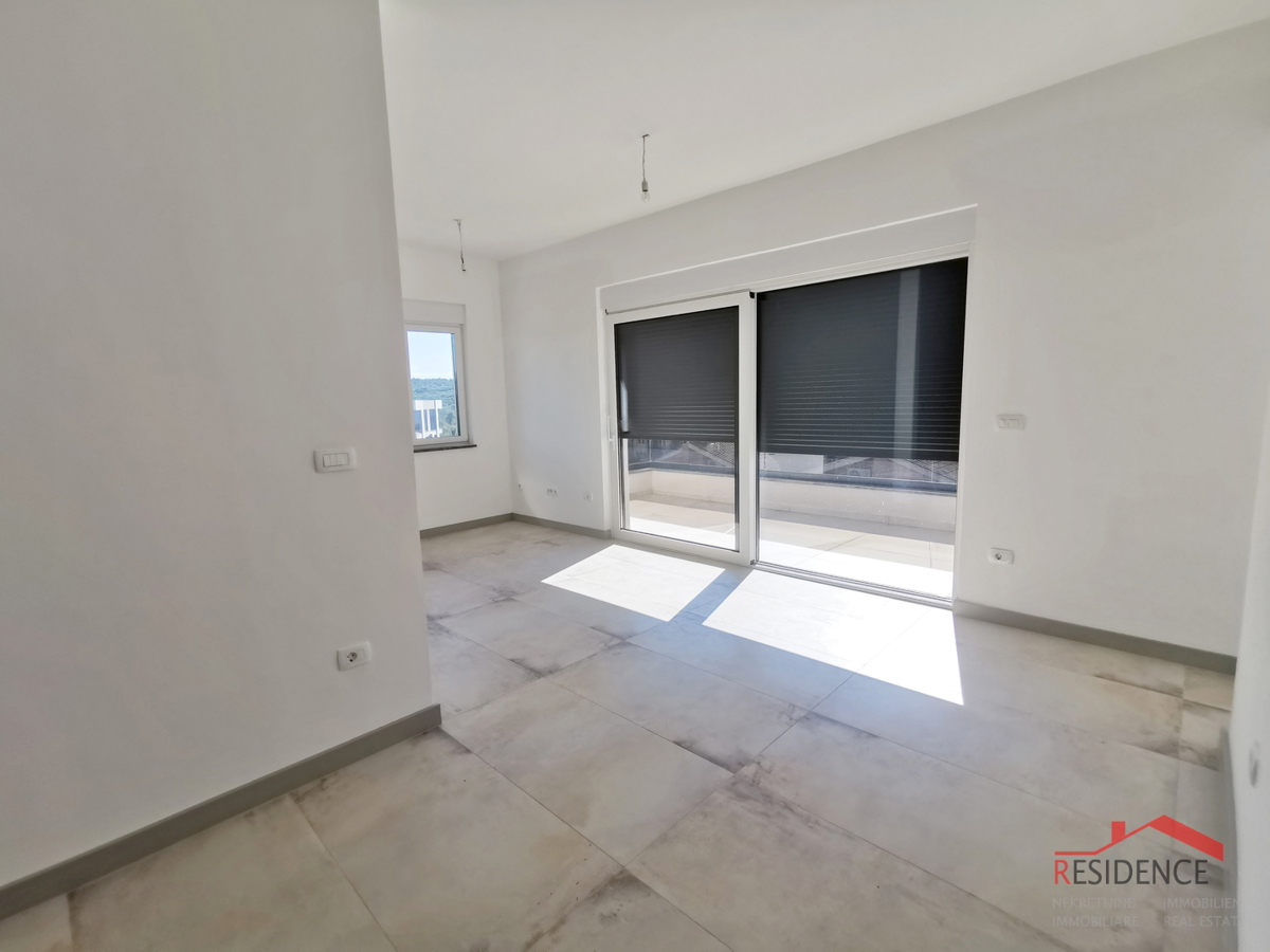 Banjole - Volme, nuovo appartamento al secondo piano con vista mare, posto per auto