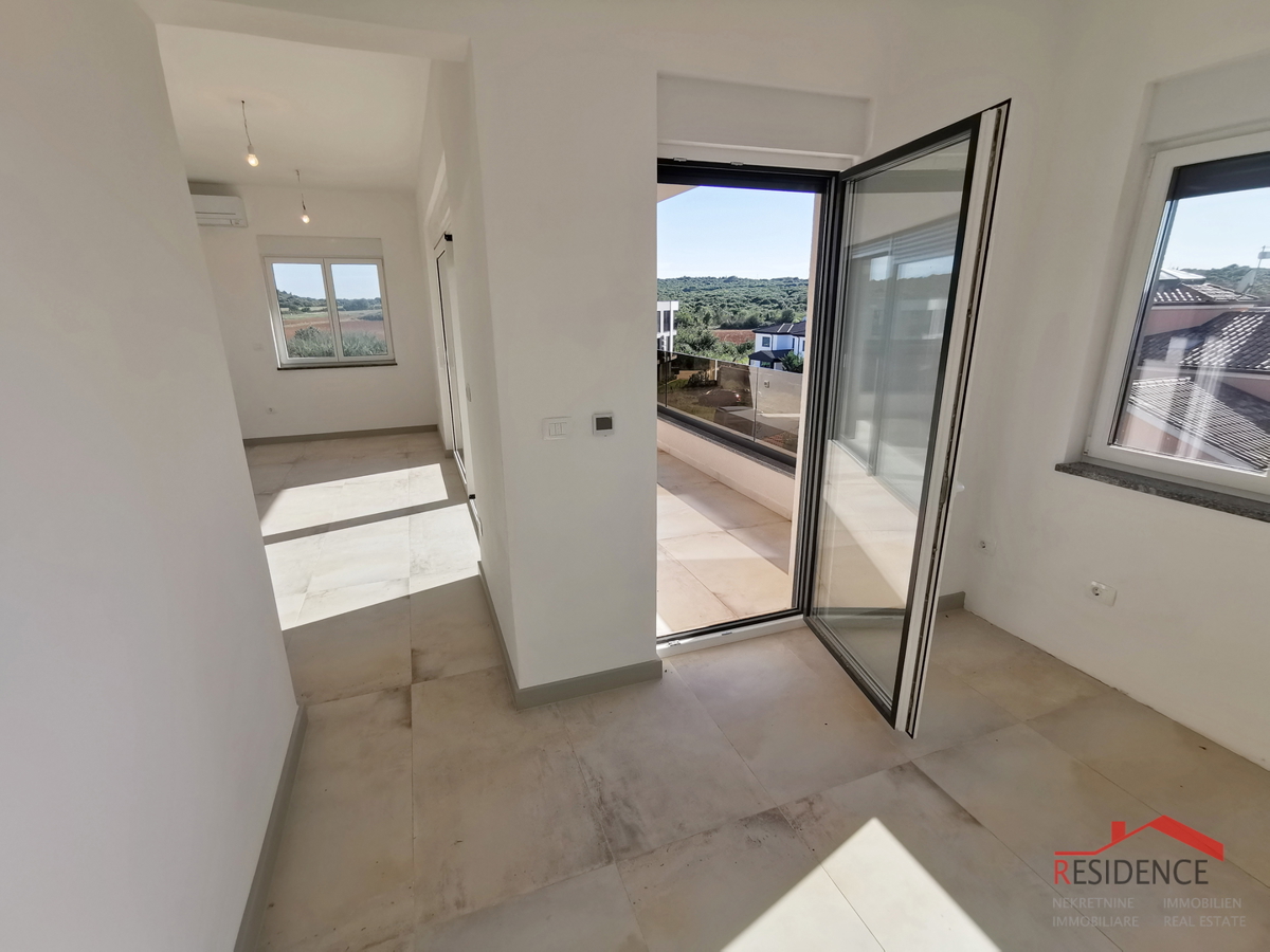 Banjole - Volme, nuovo appartamento al secondo piano con vista mare, posto per auto