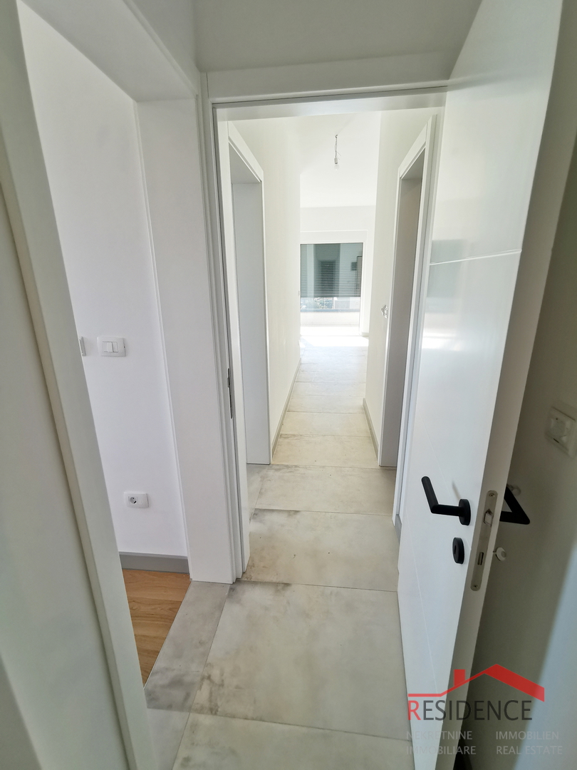 Banjole - Volme, nuovo appartamento al secondo piano con vista mare, posto per auto