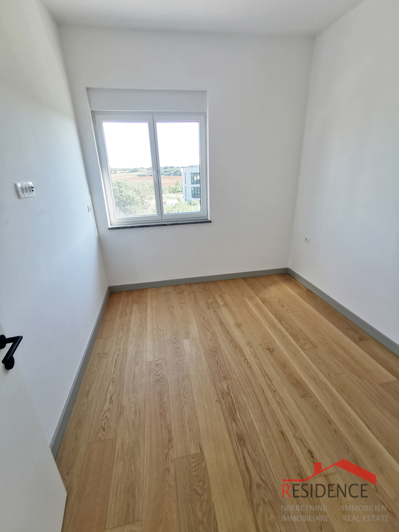 Banjole - Volme, nuovo appartamento al secondo piano con vista mare, posto per auto