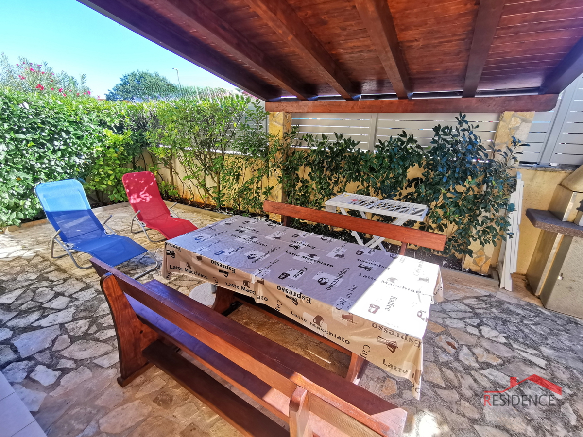 Vendita esclusiva di un appartamento con giardino a Banjole - Volme