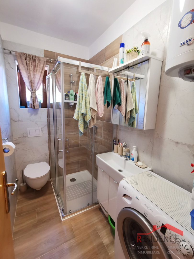 Vendita esclusiva di un appartamento con giardino a Banjole - Volme