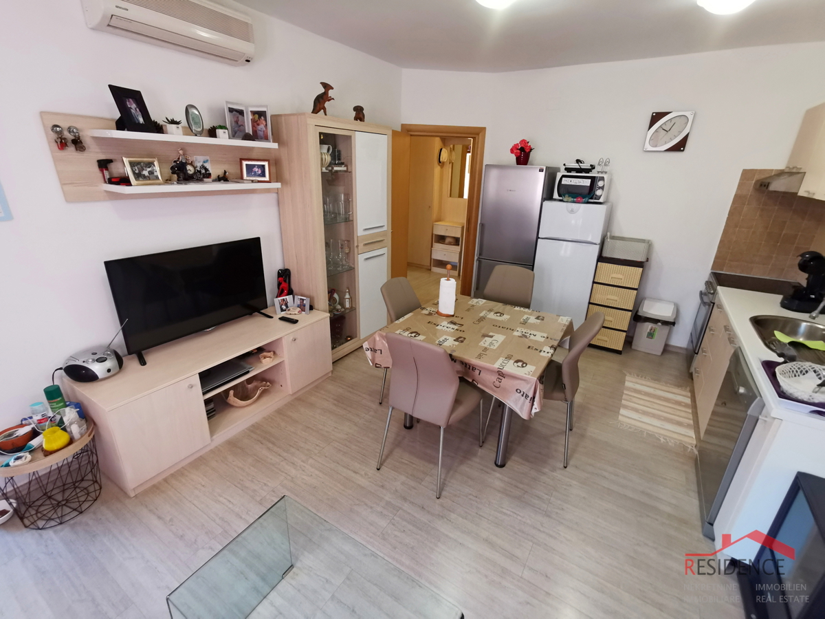 Vendita esclusiva di un appartamento con giardino a Banjole - Volme