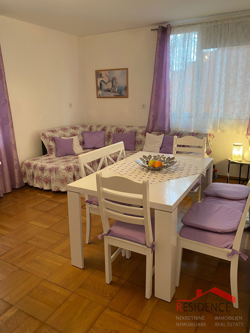 Casa indipendente a Šurida