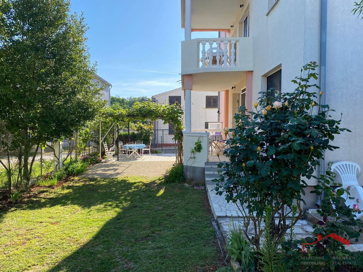 Casa indipendente a Šurida