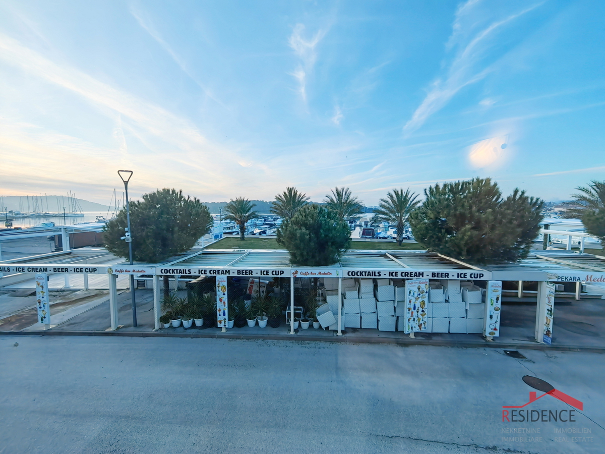 Medulin – Bellissimo appartamento in prima fila sul mare