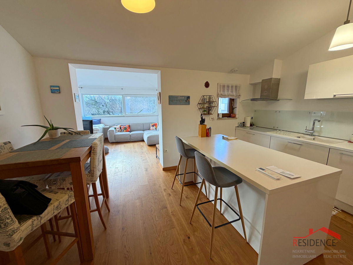 Štinjan, 1° piano, 2 camere da letto, 2 posti auto