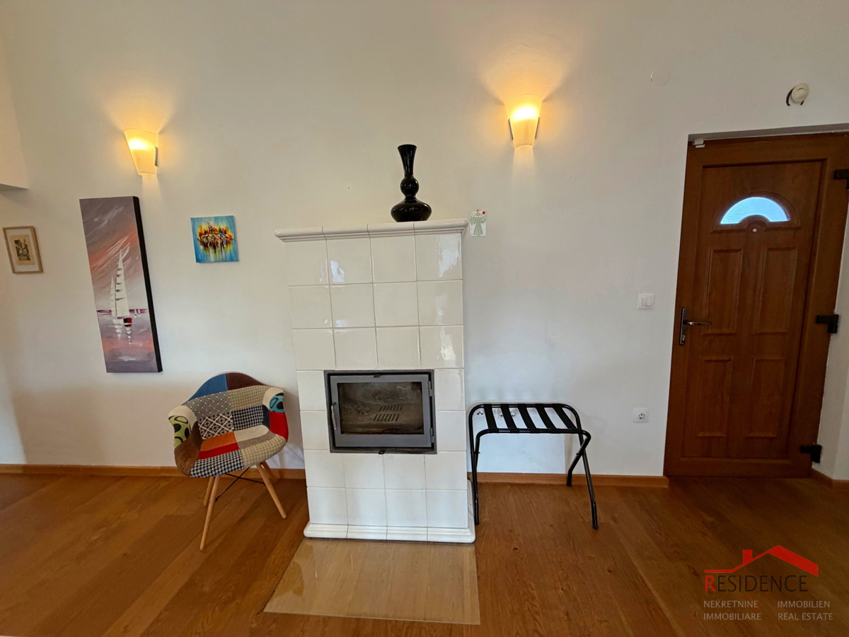 Štinjan, 1° piano, 2 camere da letto, 2 posti auto