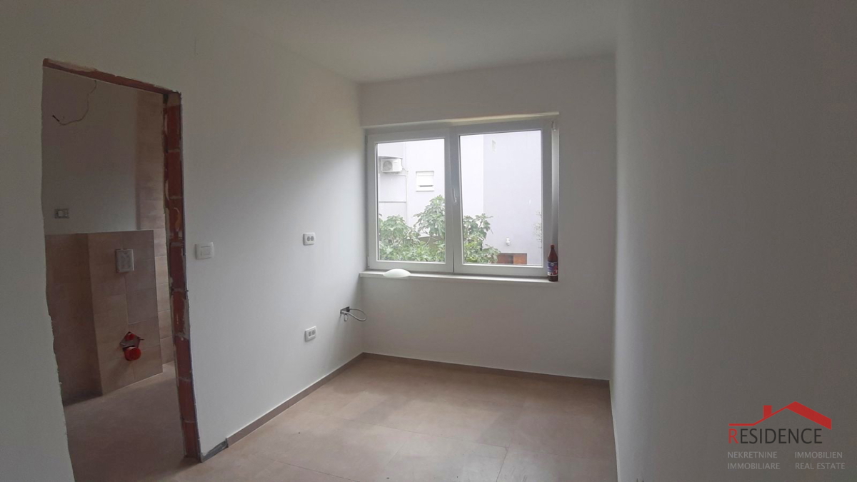 Medolino, casa indipendente con garage