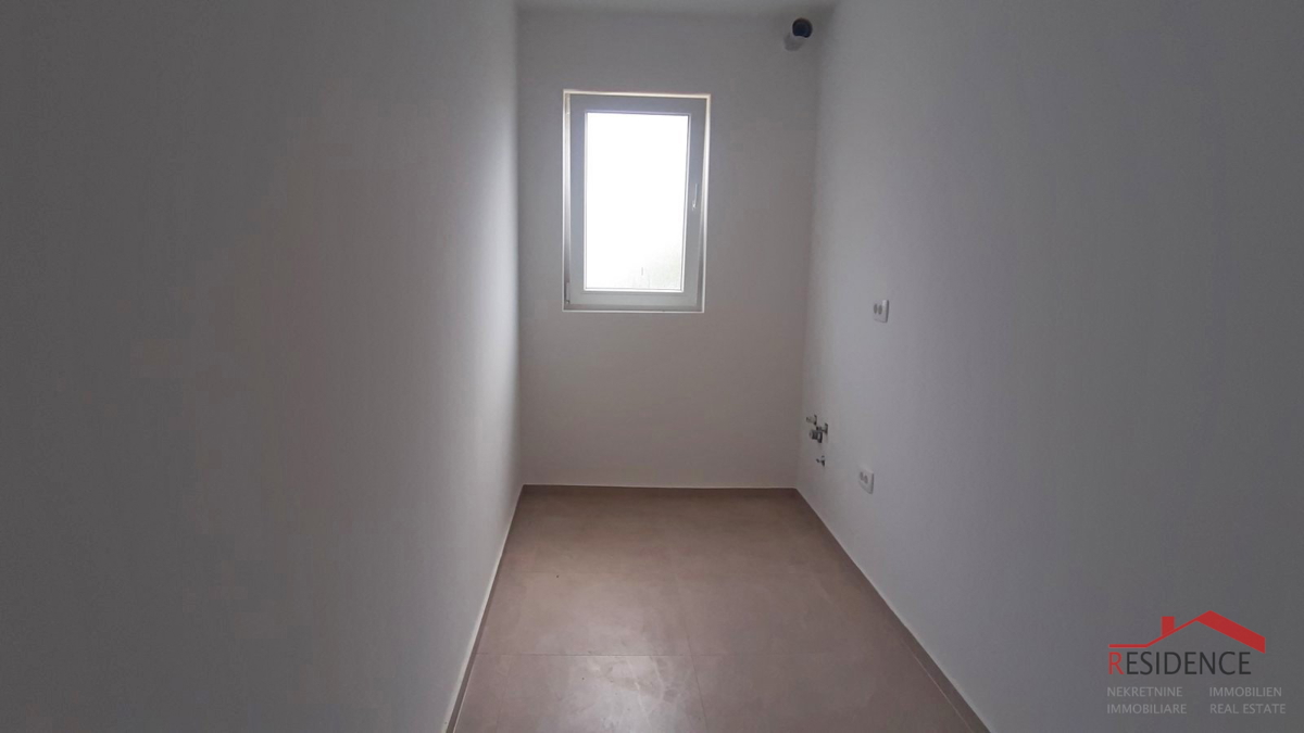 Medolino, casa indipendente con garage