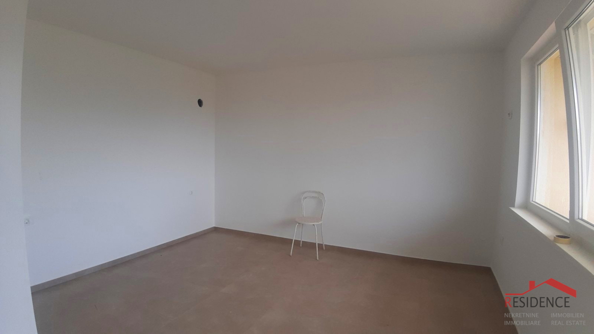 Medolino, casa indipendente con garage