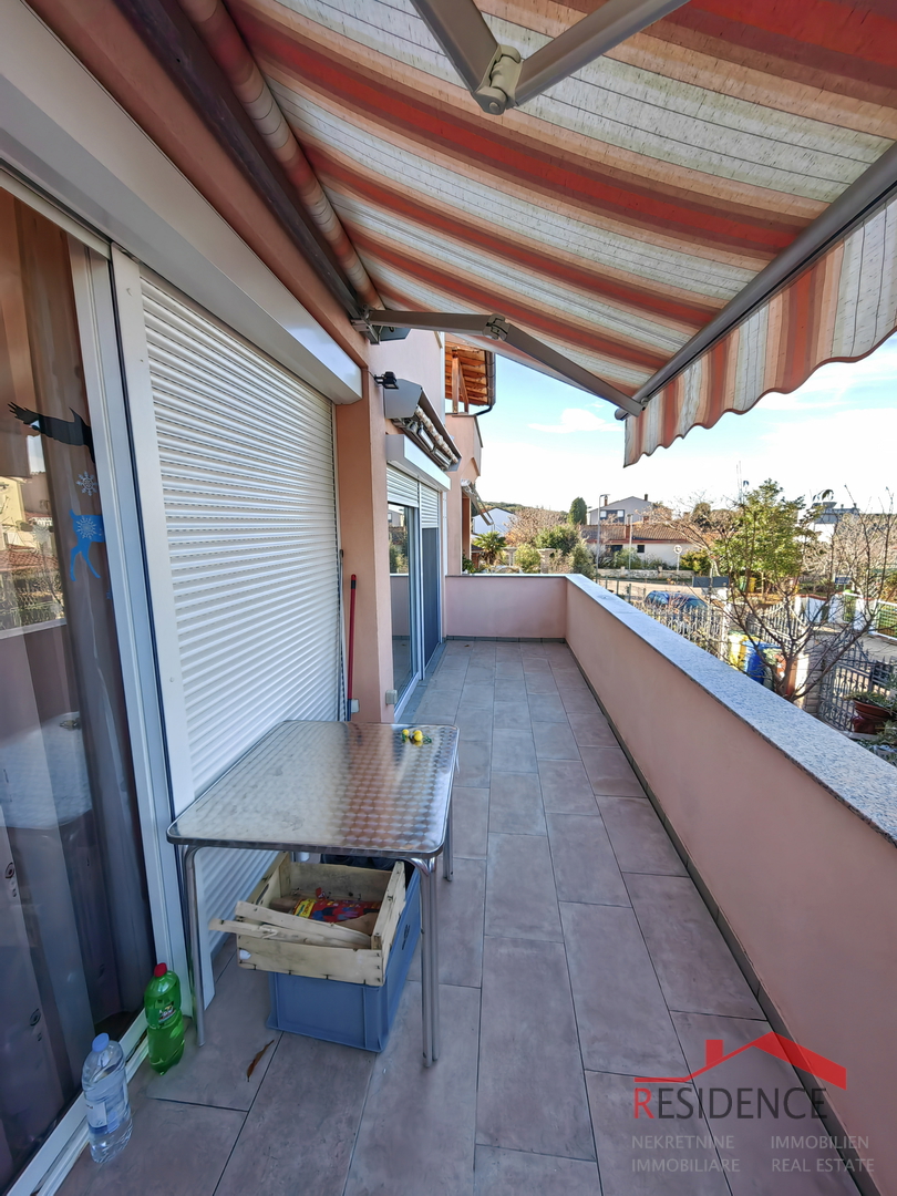 Štinjan, casa indipendente con vista sul mare