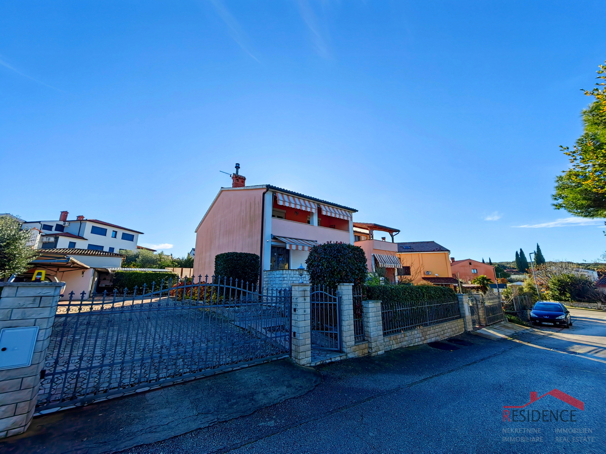 Štinjan, casa indipendente con vista sul mare