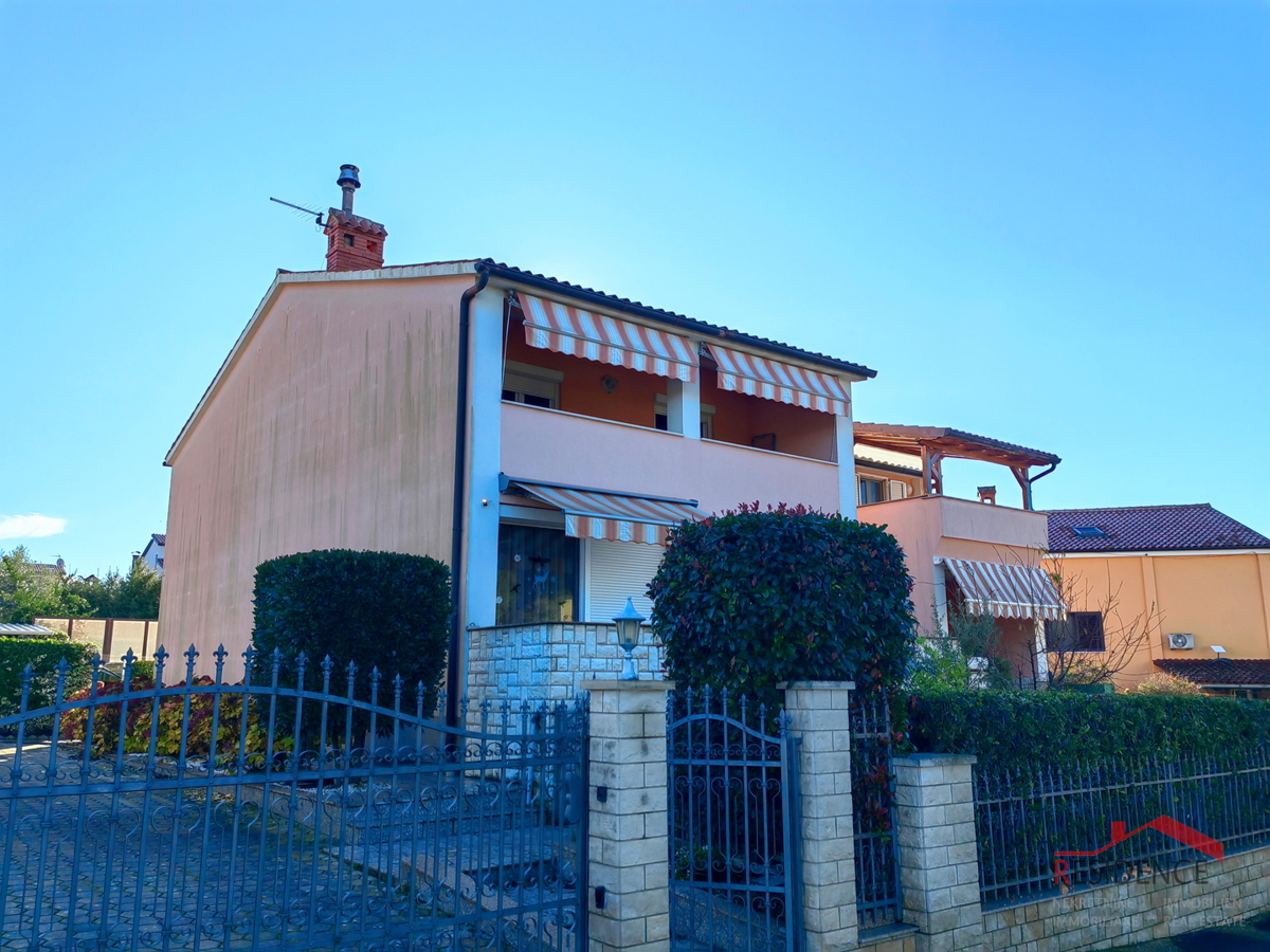 Štinjan, casa indipendente con vista sul mare