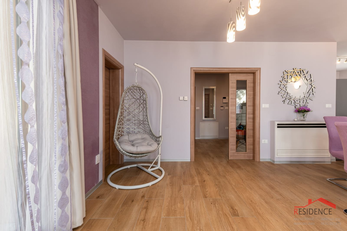 Banjole-Volme, splendido appartamento al piano terra con piscina