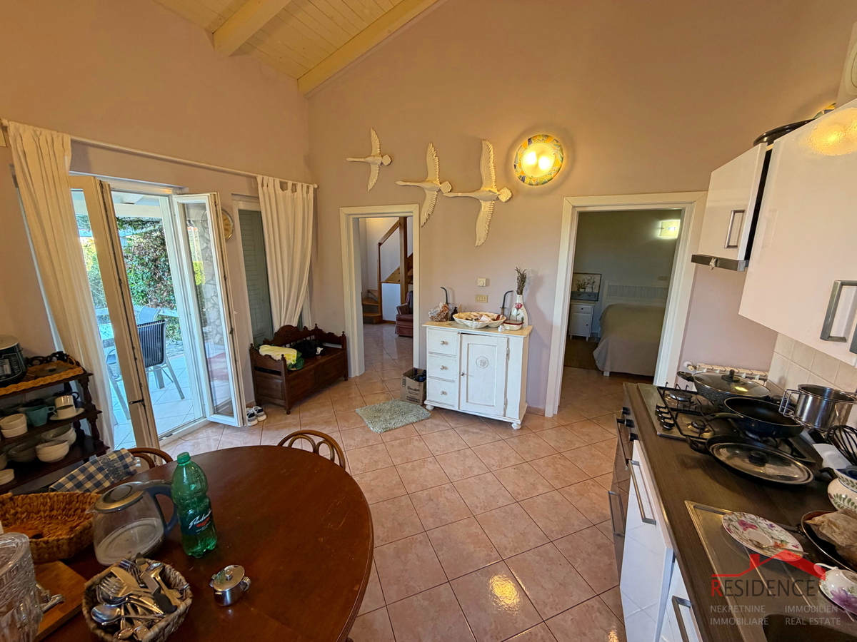 Banjole, Volme, casa con piscina, giardino