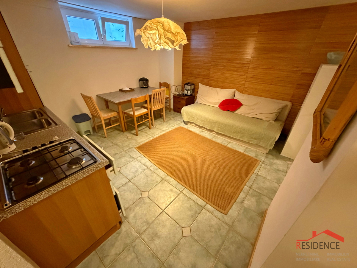 Banjole, Volme, casa con piscina, giardino