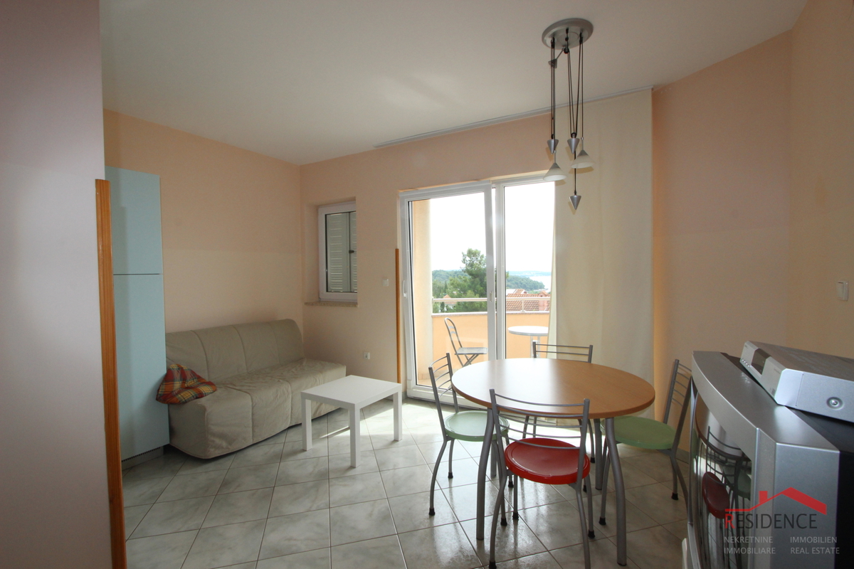 Premantura, casa indipendente con 13 appartamenti