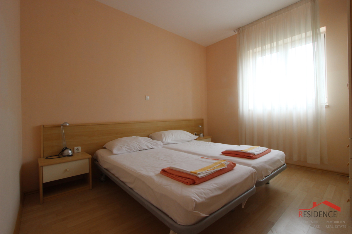 Premantura, casa indipendente con 13 appartamenti