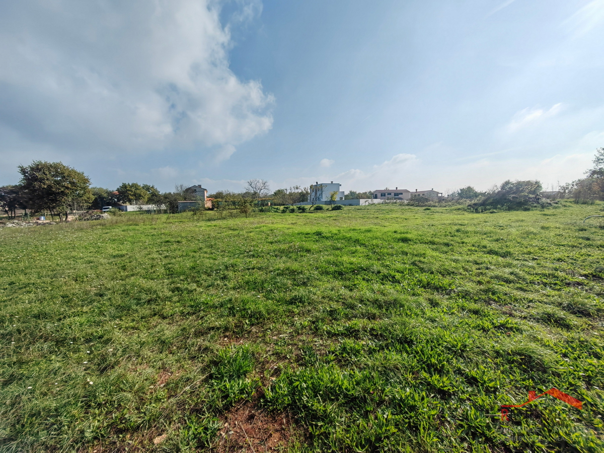 CUKRIĆI - SVETI KIRIN, TERRENO EDIFICABILE CON PERMESSO DI COSTRUIRE